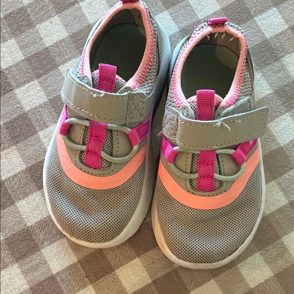 Sperry Kids Sneakers in Gray and Pink